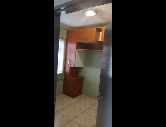 2 BEDROOM APARTMENT FOR SALE IN FLEURHOF